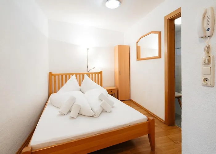 Taverne Apartament *