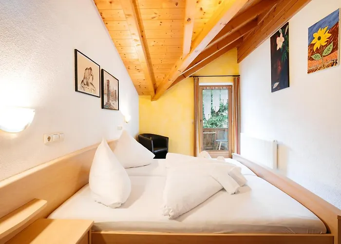 Taverne Apartament *