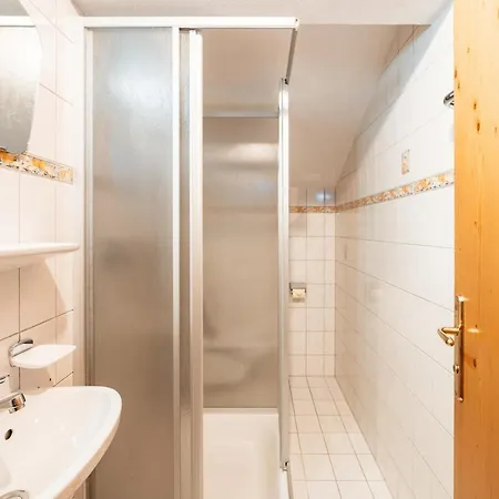 Taverne Apartment *